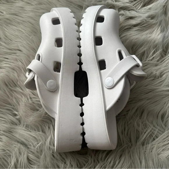 FREE PEOPLE Karlie Buckle Clog Size 7 NWOT - Picture 5 of 12